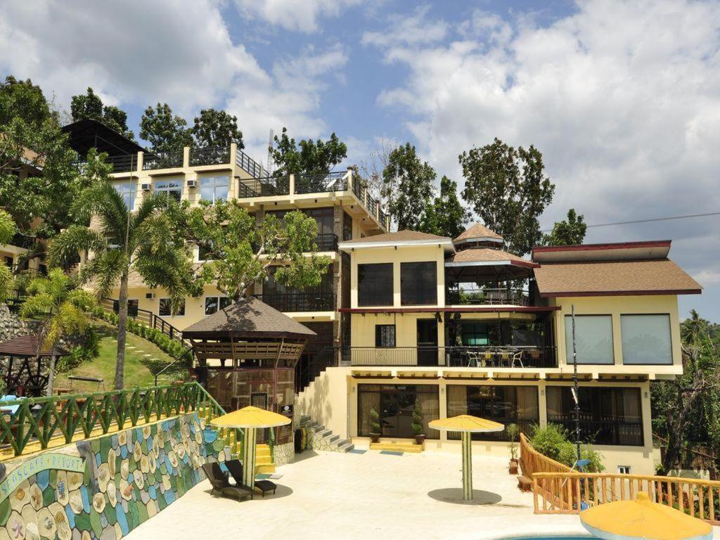 Seascape Resort Batangas Esterno foto