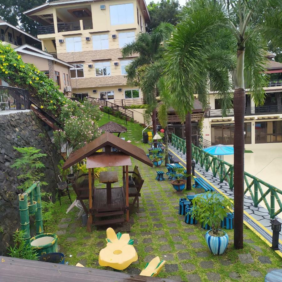 Seascape Resort Batangas Esterno foto