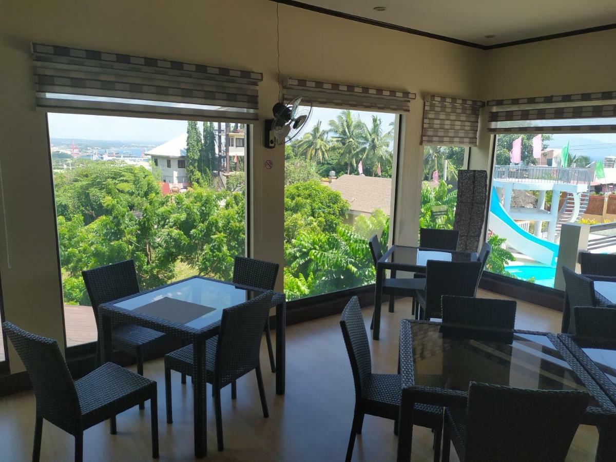 Seascape Resort Batangas Esterno foto